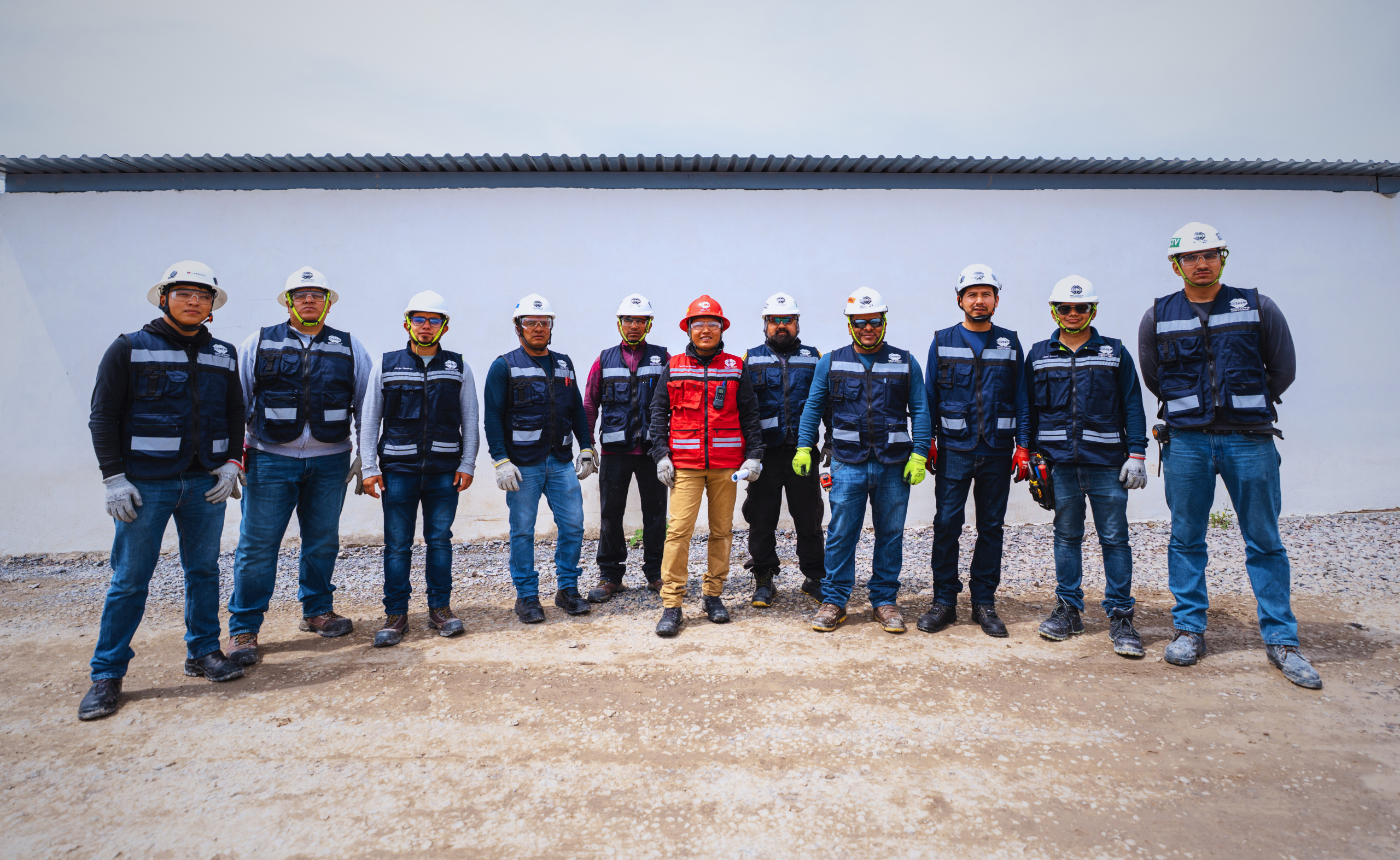 NUESTRO EQUIPO DE TRABAJO 1